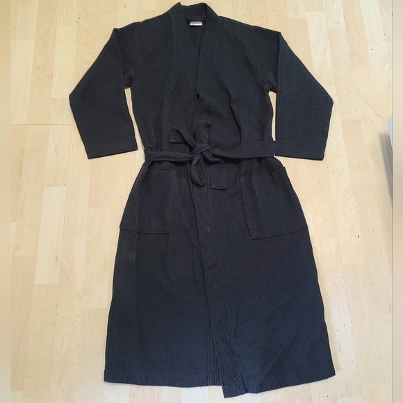 Dark gray spa, waffle, bath robe size small - Picture 6 of 6